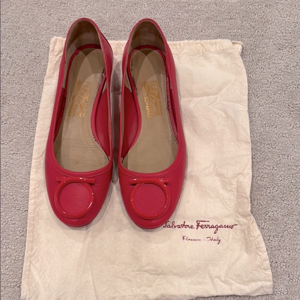 Salvatore Ferragamo Red Flats with logo detail